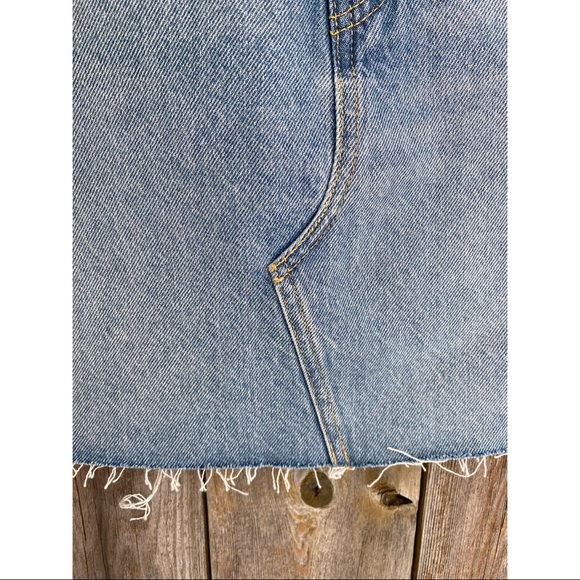 LEVIS denim jean raw hem distressed mini skirt - Picture 5 of 7